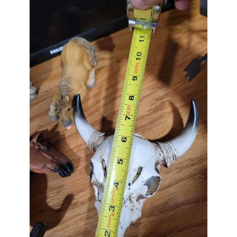 Southwest Theme Small resin Figures, horses, coat hooks, Tabletop Decor Lot of 9 - Picture 13 of 16